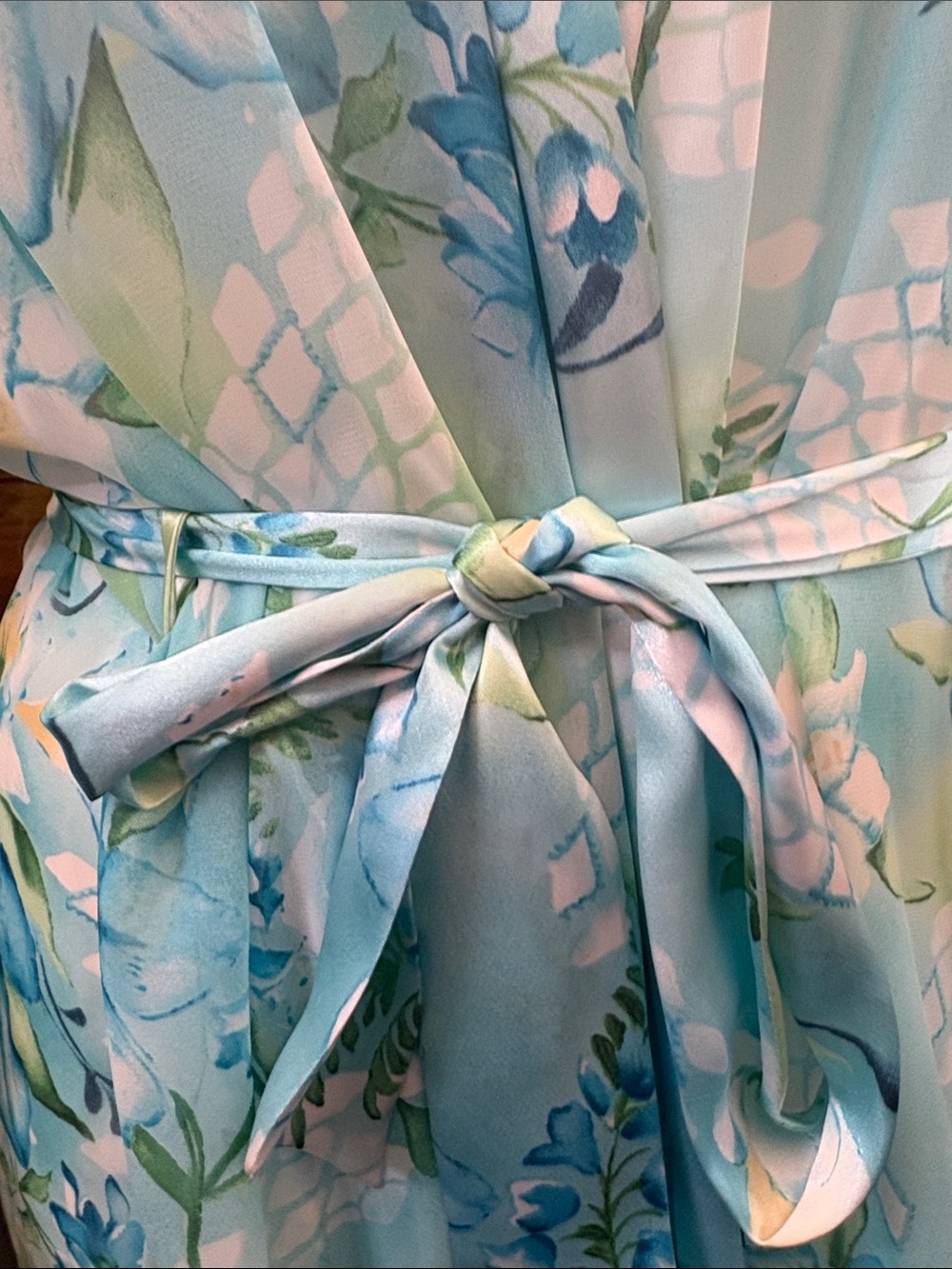 Women’s Robe - Picture 3 of 4